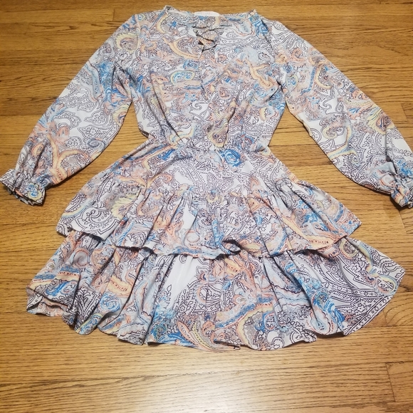 Dresses & Skirts - Colorful raffles long sleeve dress